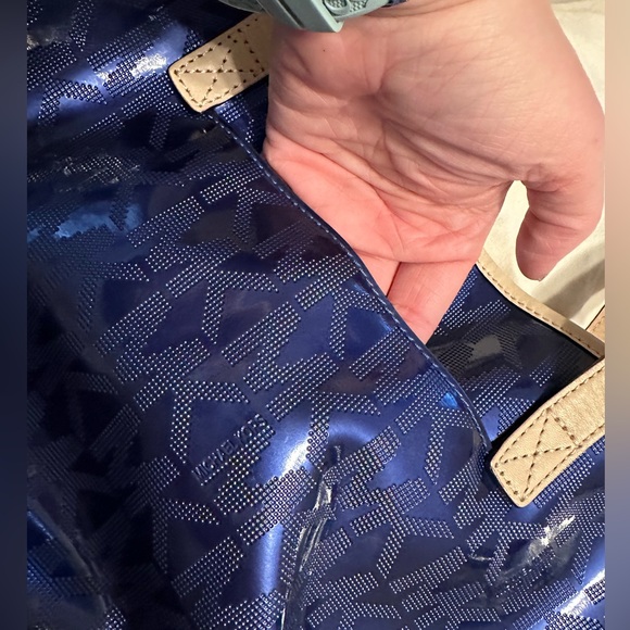 Michael Kors metallic blue bag with matching wallet - Picture 2 of 11